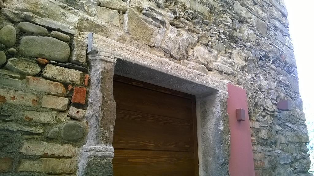 Il Borgo Di Pegui Villa Bolano Exterior photo