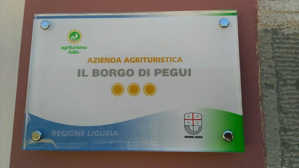 Il Borgo Di Pegui Villa Bolano Exterior photo